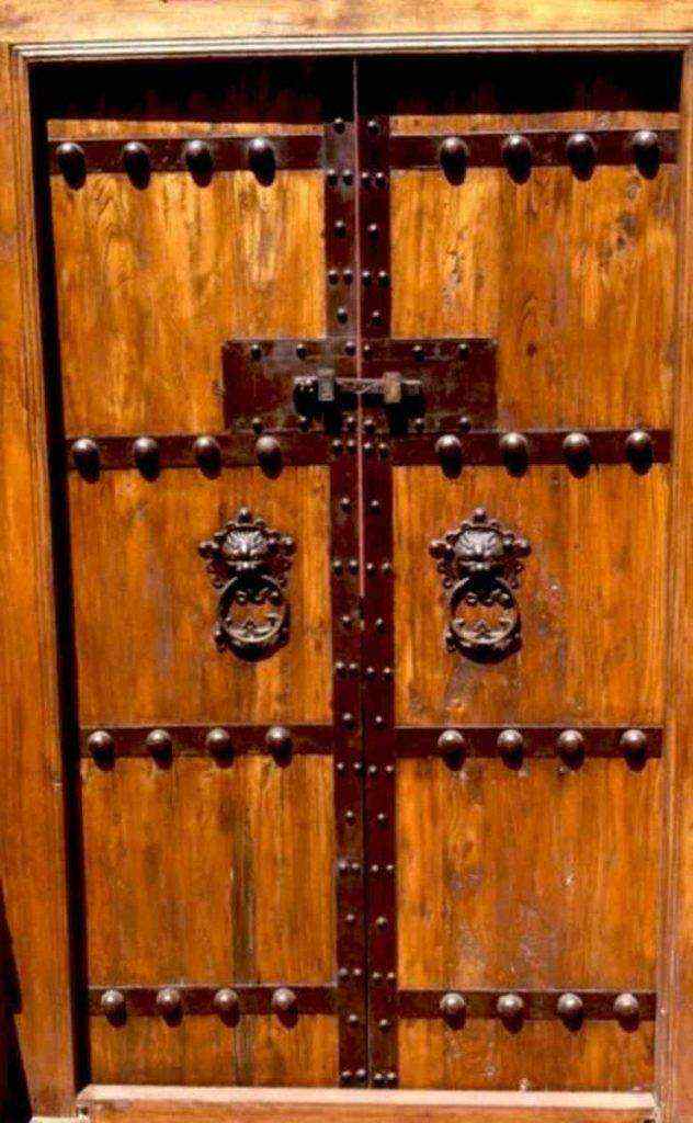 Traditional Chinese Antique Wooden Door Manufacturer | Hand-Carved Solid Wood Custom Size