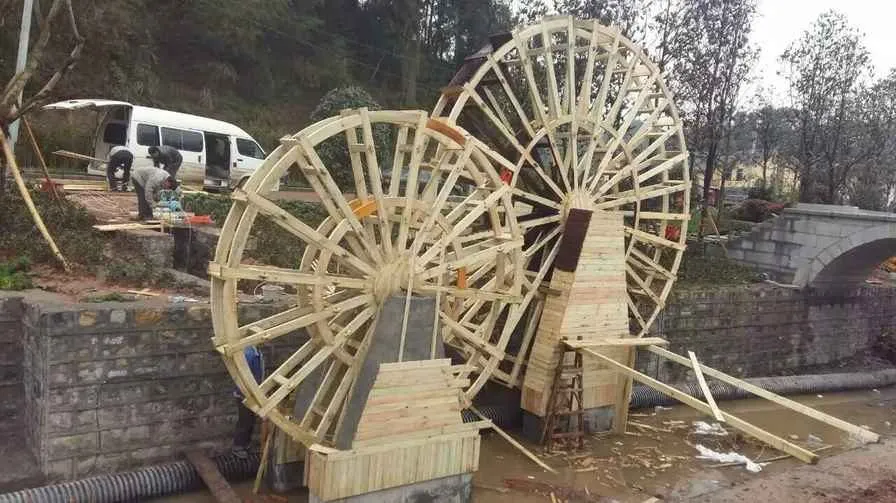 黄石仿古水车定制 景区水车厂家