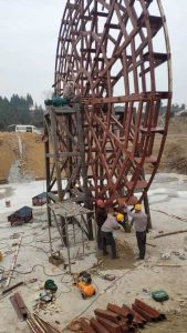 水磨坊与农耕场景：传统水车、古法榨油机与古朴木作的搭配智慧