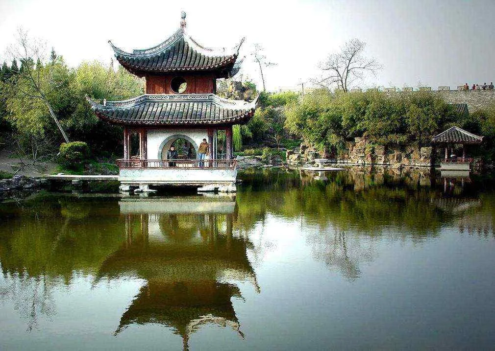 无锡景区古建亭廊定制厂家：非遗榫卯技艺还原江南园林风韵