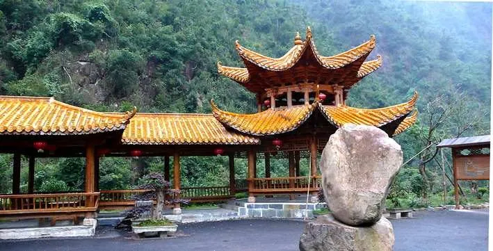 随州防腐木花箱 防腐木栏杆厂家