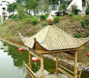 浮桥厂家哪家好？景区水上浮桥定制价格、材质与安装指南