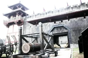 古战场复原古代攻城器械中裕木艺- 古代攻城器械定制厂家