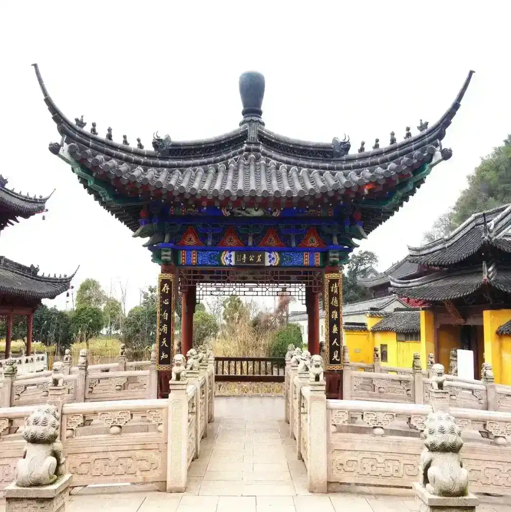 Mortise and Tenon Joinery: The Secret Behind Durable Traditional Chinese Pavilions