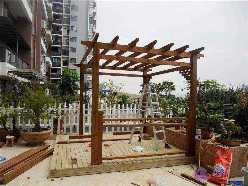 宁德防腐木栈道施工价格多少?48年古建木艺厂提供防腐木景观 实拍图