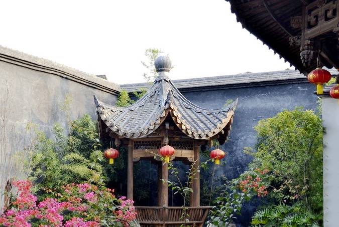 Handcrafted Miniature Wooden Pavilion Model Traditional Chinese Architecture for Festivals & Events