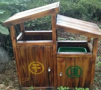 无锡景区防腐木景观定制：48年重庆老厂花箱栈道栏杆设计安装