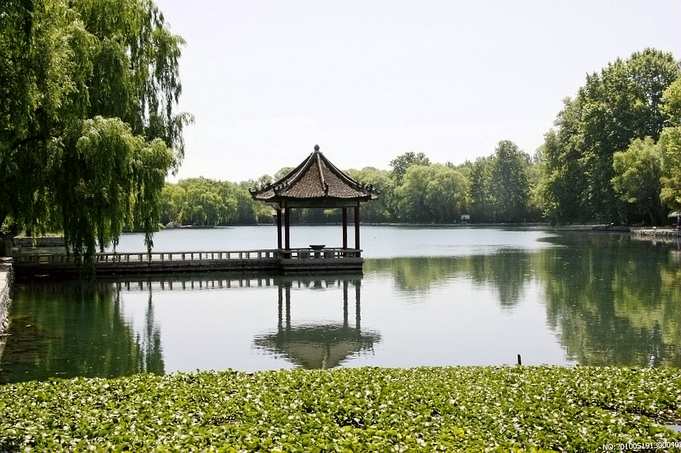 Chinese Traditional Wooden Pavilion & Corridor